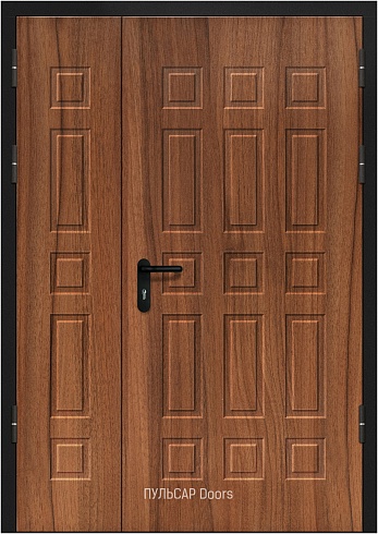 Филенчатая входная дверь с отделкой из шпона