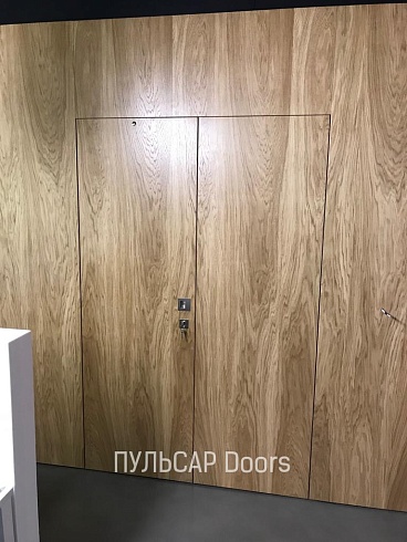Дверь из массива сосны премиум-класса двустворчатая глянцевая