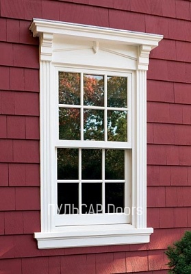 Исторический профиль окна из лиственницы, стеклопакет 32 мм